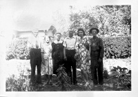1944-Carl-Rhodie-Scott-ElviraBlevens-Albert-MaryHelenScott-Andrew-Blevens.jpg